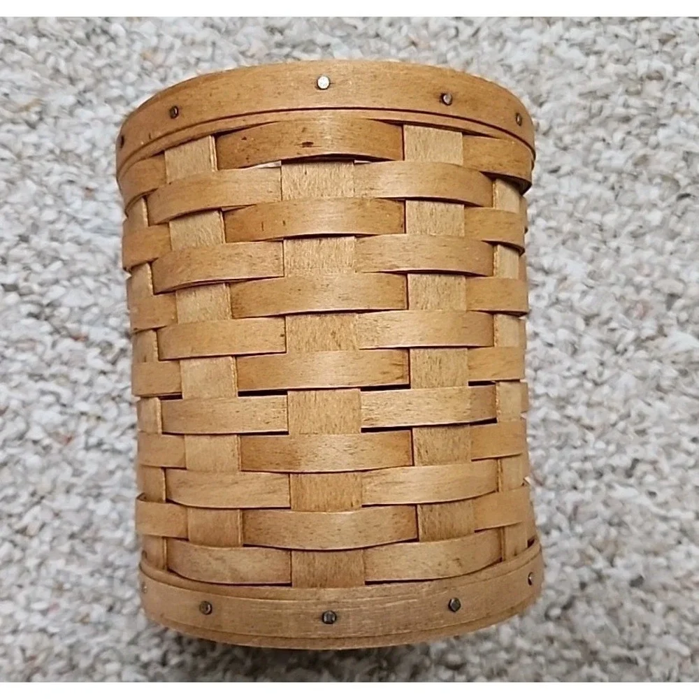 Longaberger Small Canister Basket and Lid 6 inches 2003 USA Made Maple Brown